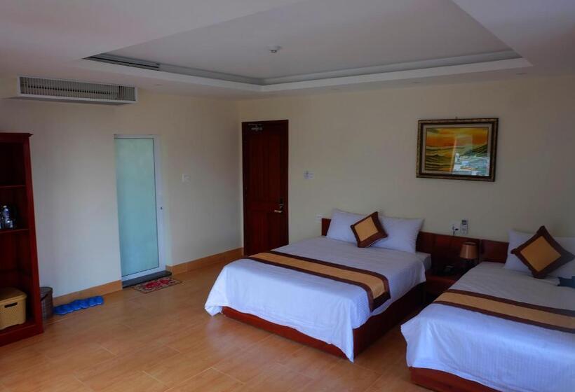 اتاق لوکس با چشم‌انداز شهر, Green Hotel Quy Nhơn