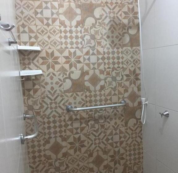 اتاق استاندارد, Gira Arte Hostel