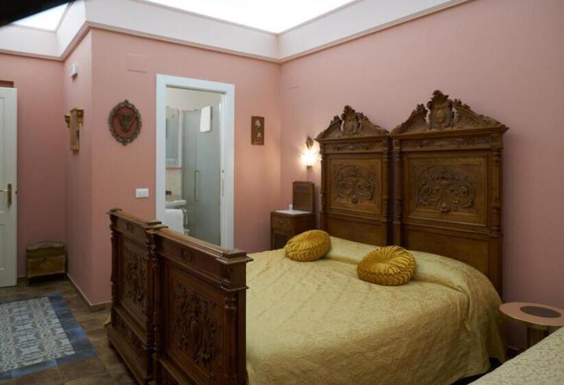 اتاق لوکس سه تخته, B&b Domvs Tva