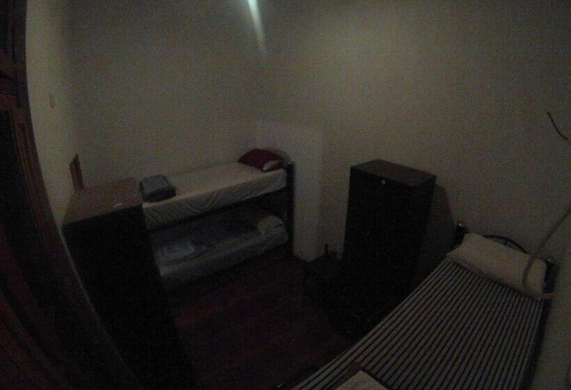اتاق استاندارد چهار تخته, Hostelmo