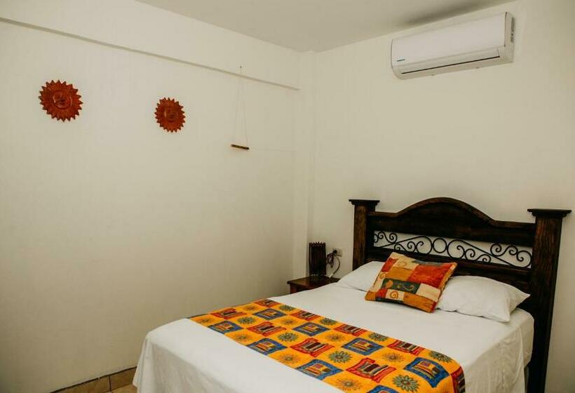 اتاق لوکس, Tropical Inn Poptún