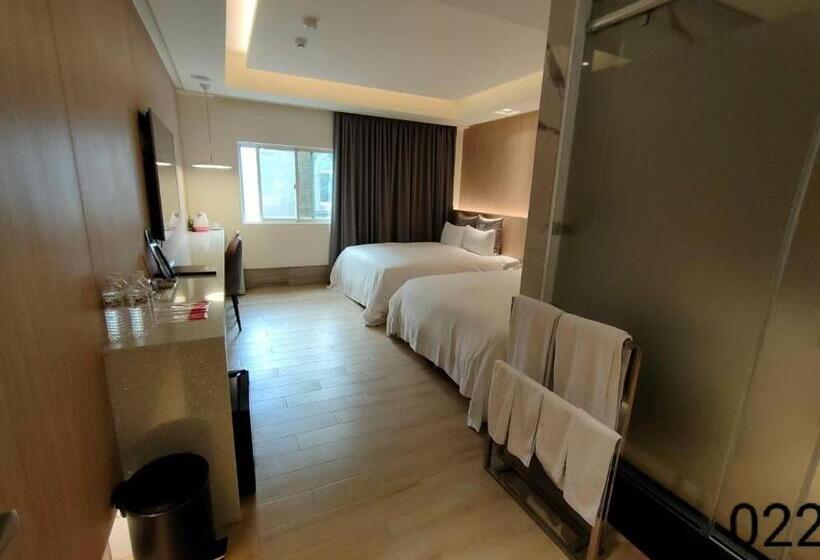اتاق استاندارد چهار تخته, Wunsin Motel