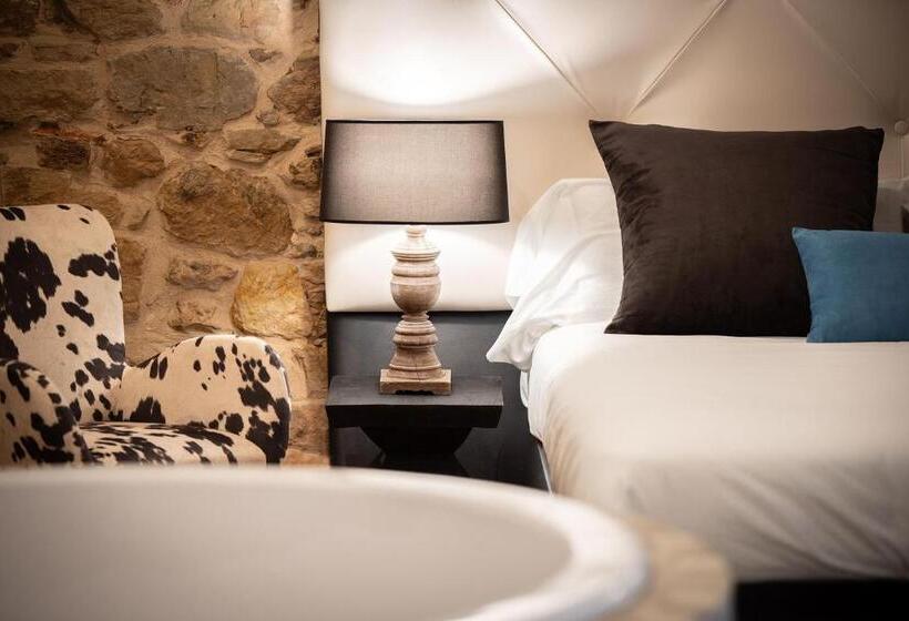 スタンダードルーム, Suite 1907 Aviles