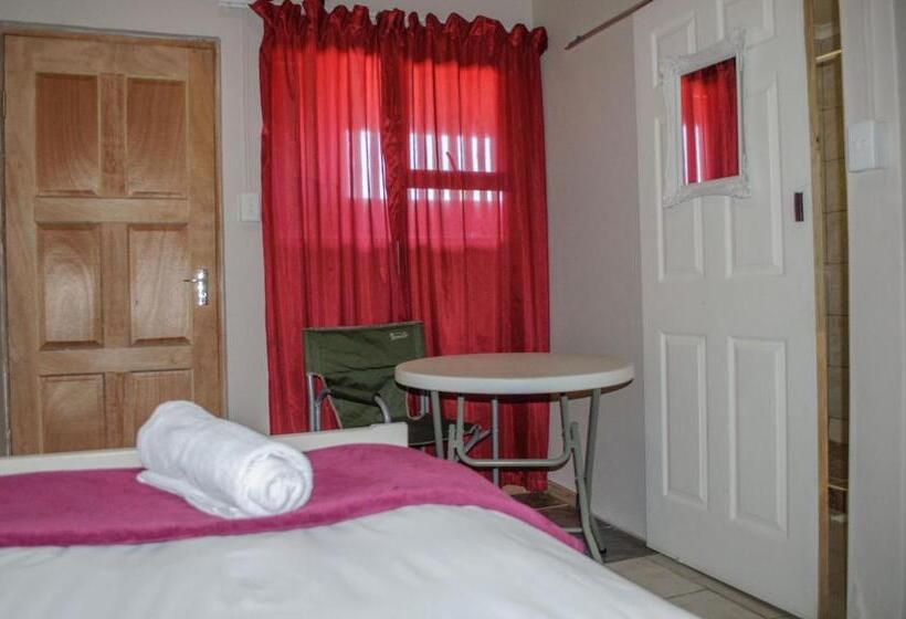 اتاق سوپریور یک تخته, Oceanlife Accommodation Luderitz