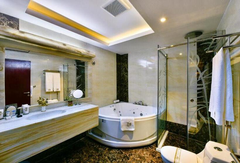Family Suite, Golden Dune Hotel Turaif
