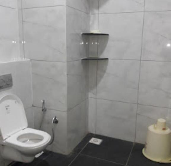 Номер Стандарт, Shiv Palace, Ujjain