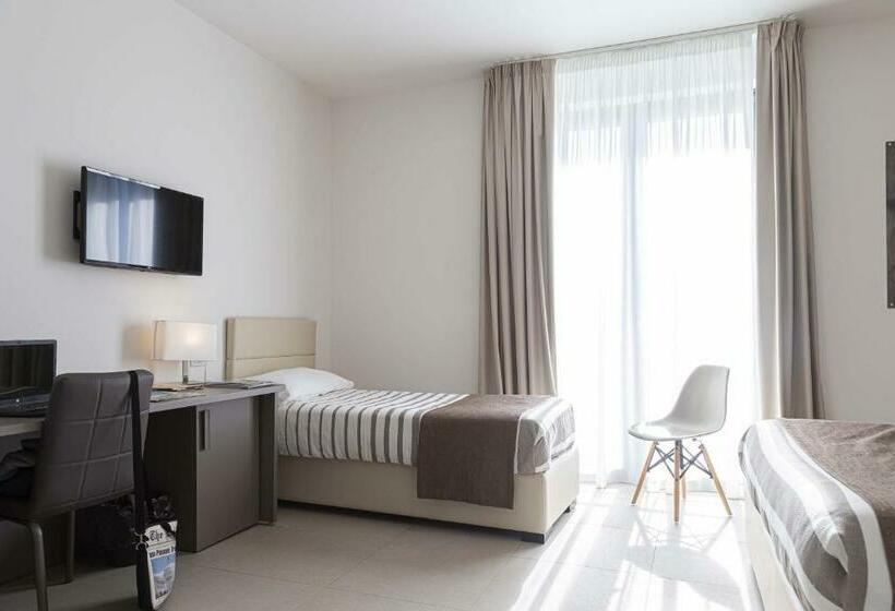 Семейный Номер, Moma Hotel Wellness & Spa