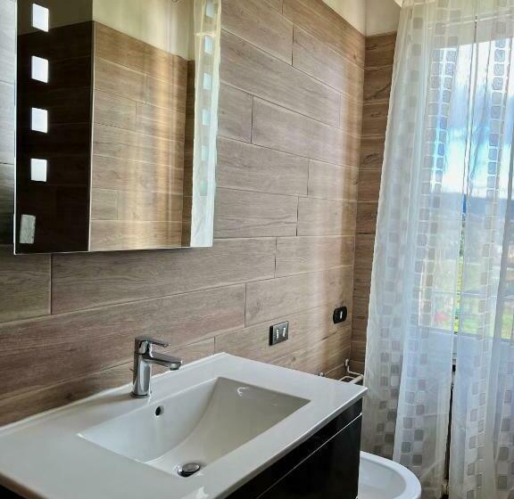 اتاق استاندارد, B&b Del Lago