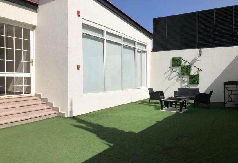 בקתת חדר, Rohara Resort