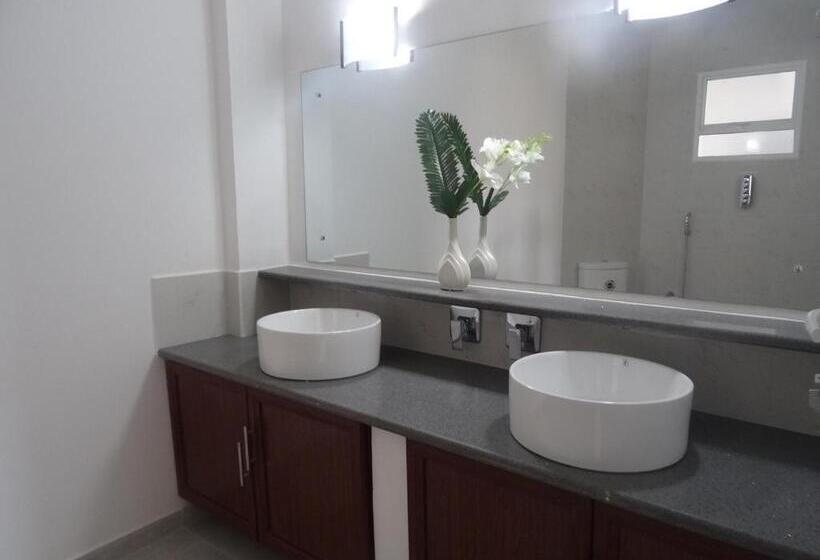 Номер Стандарт, Amssler Beach Stay
