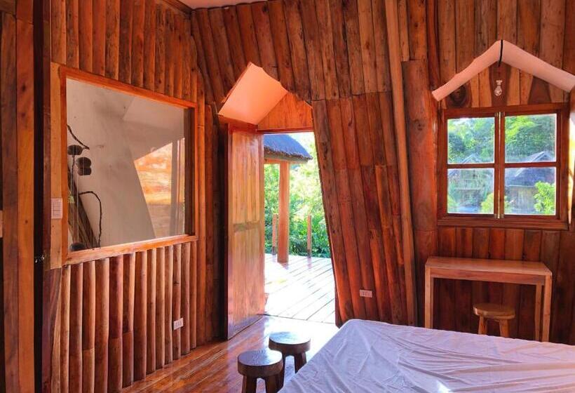 Номер Стандарт с Балконом, Camiguin Volcano Houses   A Frame House