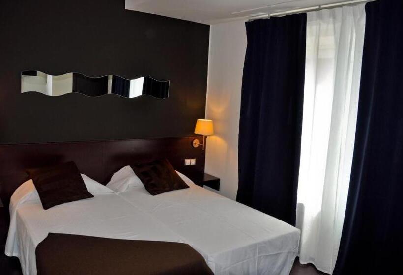 스탠다드 룸, Hostal La Rotonda