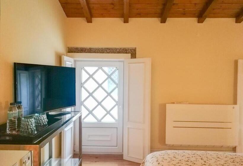 Номер Стандарт, Casa De Quintã