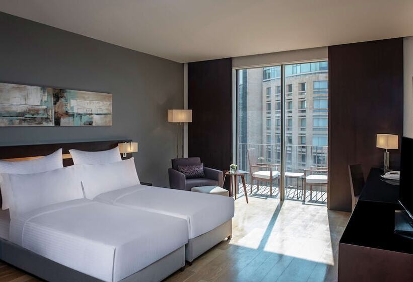 اتاق اجرایی, Hilton Beirut Downtown