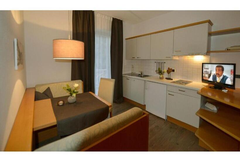 Апартаменты Basic 1 Спальня, Apparthotel Central