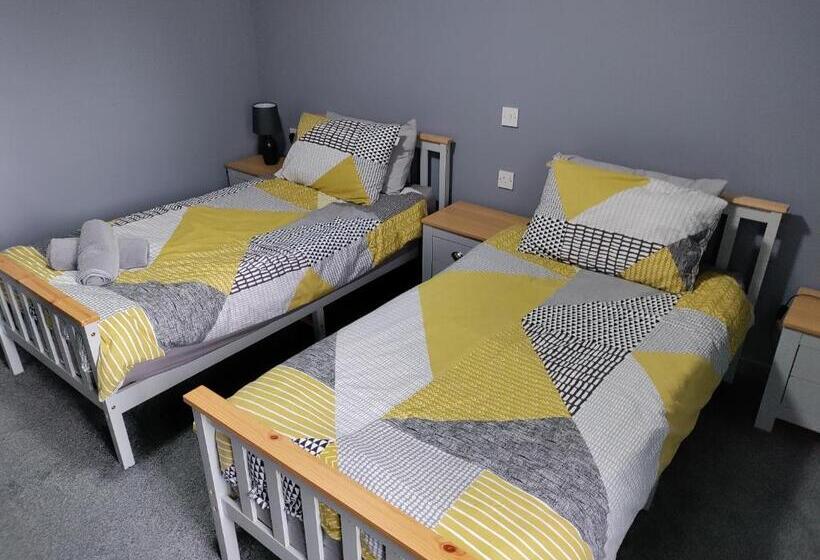 Номер Стандарт, Harleys Inn