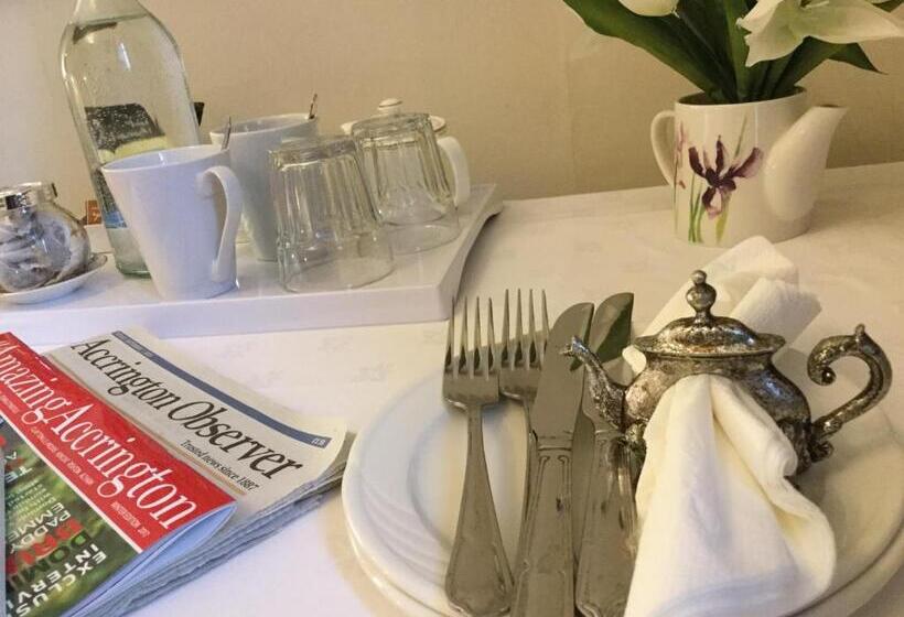 חדר סטנדרד יחיד חדר אמבטיה משותף, Pilkingtons Guest House Accrington