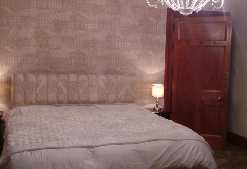 디럭스 룸 킹사이즈 침대, St Michaels Guest House