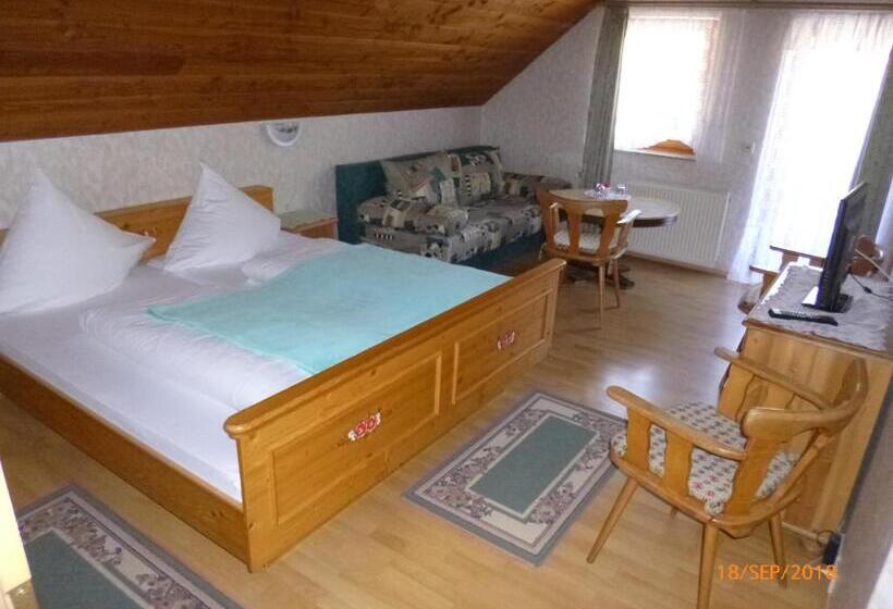 Номер Стандарт с Балконом, Landgasthaus Gemsennest