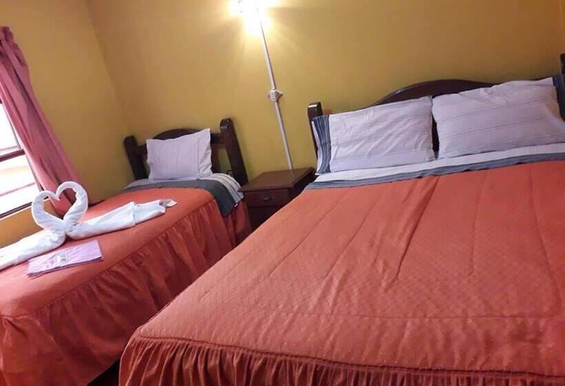 패밀리 룸 공용 욕실, Hostal La Roca Uyuni