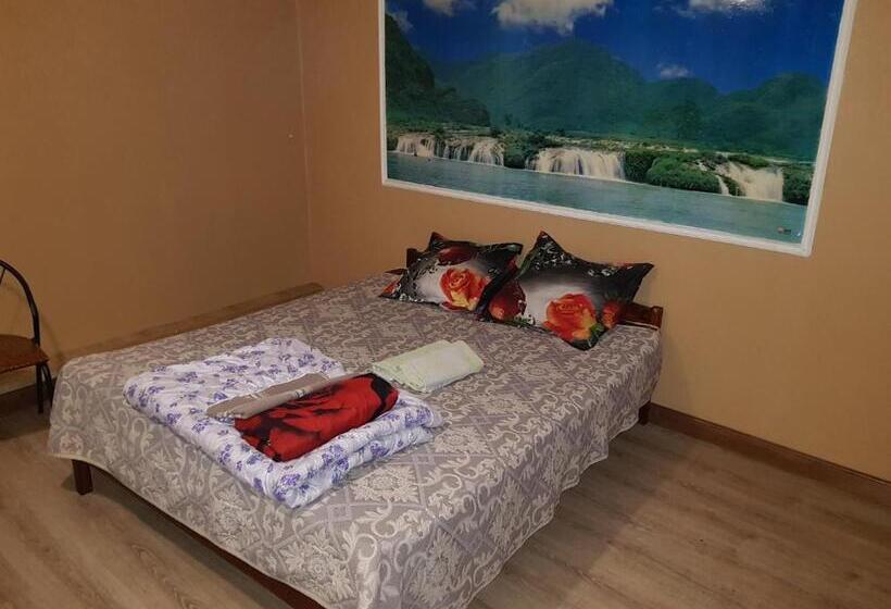 اتاق اکونومی, Mini Hotel Leila