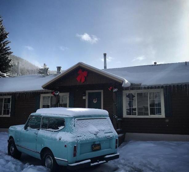 Апартаменты 1 Спальня с Видом, Three Bears Lodge