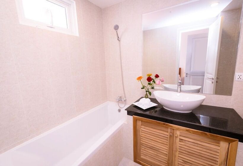 Апартаменты 2 Спальни, Sun Apartment