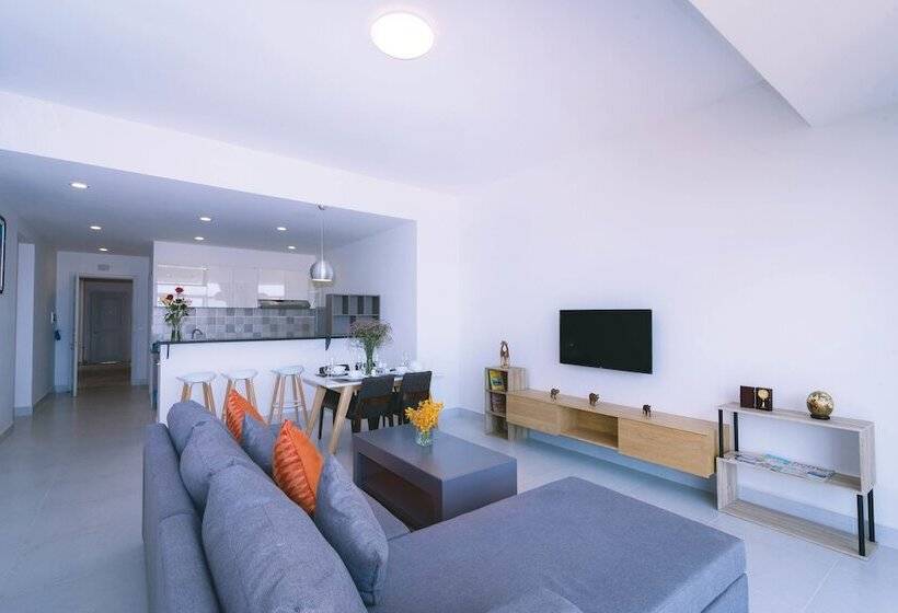 Апартаменты 2 Спальни, Sun Apartment