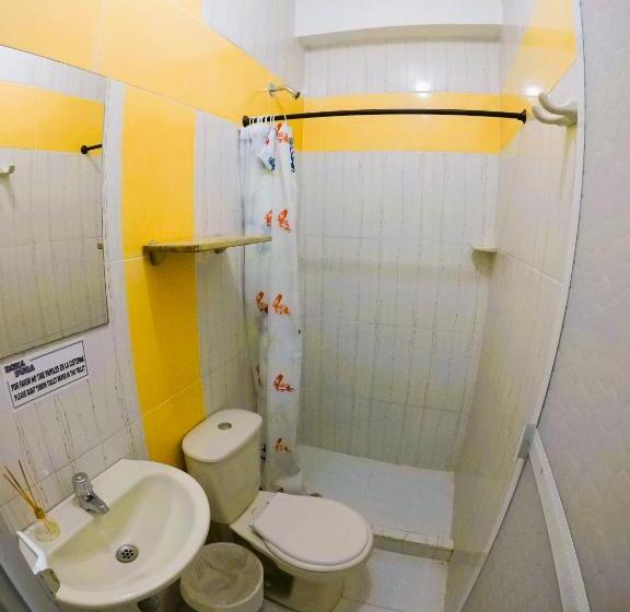 מיטה בחדר משותף, Rokadura Hostel