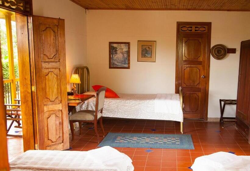 标准三人间, El Laurel Finca Agroturistica