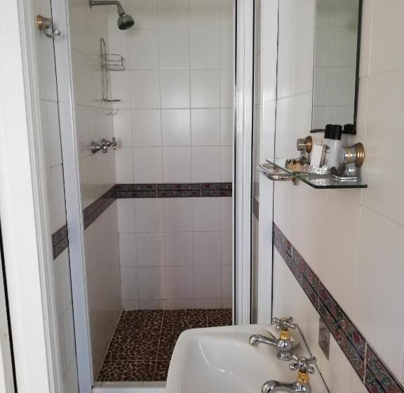 Номер Стандарт, Fairway Guest House