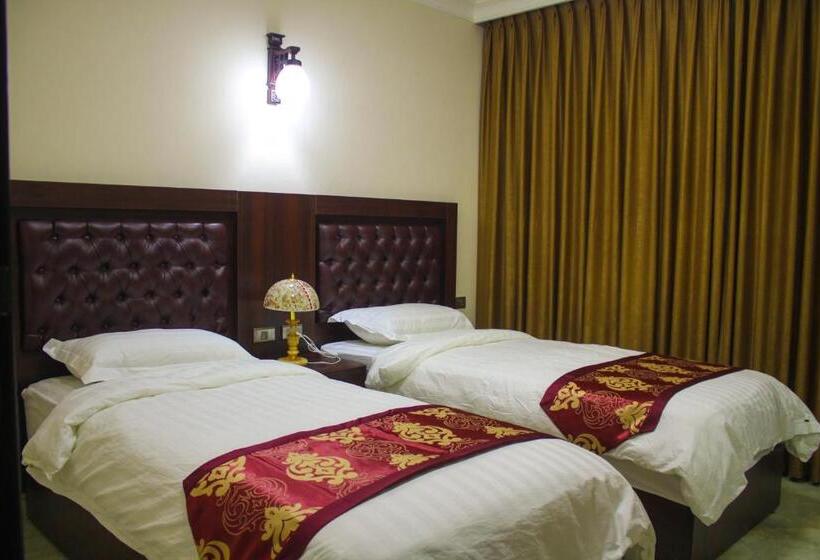 اتاق استاندارد با چشم‌انداز شهر, Qaser Al Sultan Hotel Suites