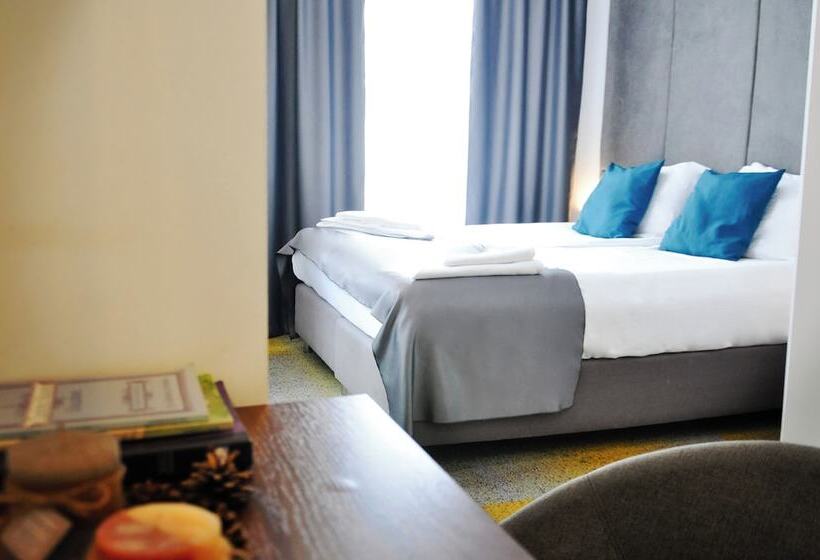 اتاق لوکس, Heritage Hotel Petrakija