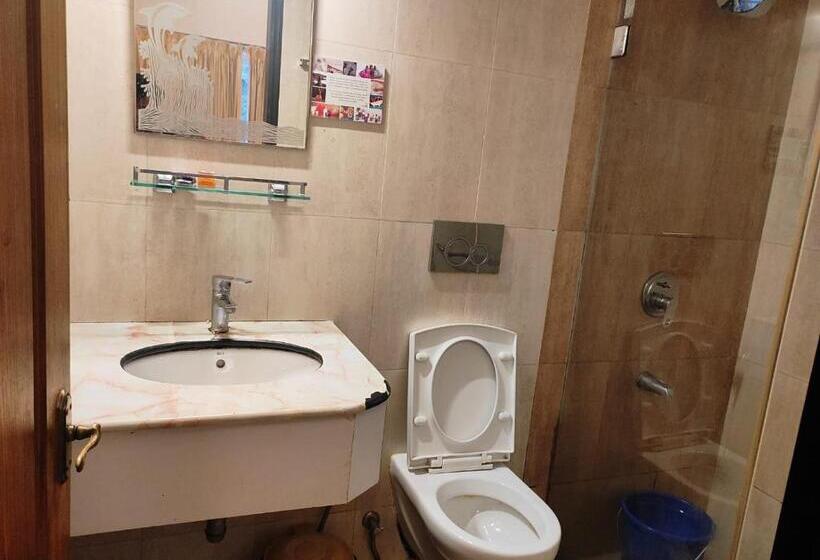 带1个卧室的带阳台的公寓, Ivy Retreat  Serviced Apartments