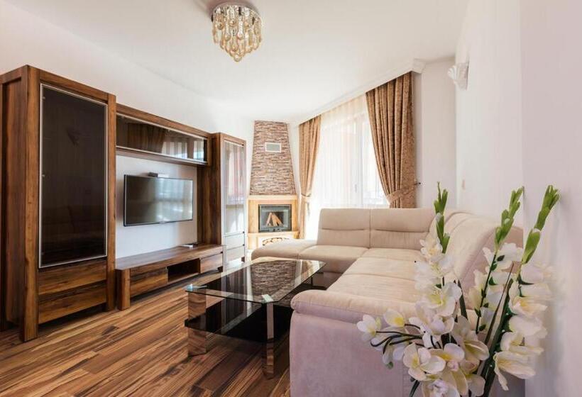 带1个卧室的带阳台的公寓, Boutique Apart Hotel Versis
