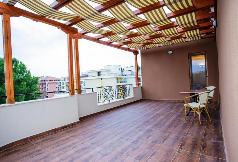 סטודיו דלוקס, Boutique Apart Hotel Versis