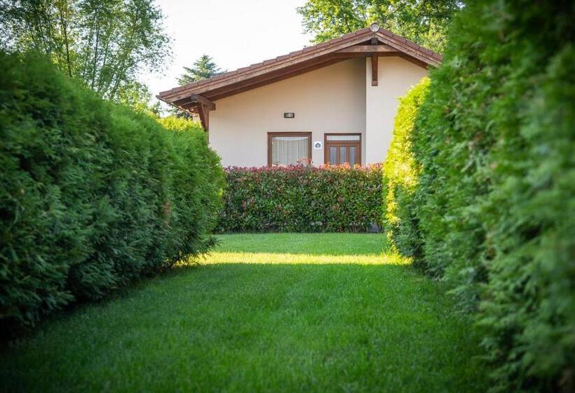 Вилла 2 Спальни, Pandora Zsóry Apartmanok Mezőkövesd