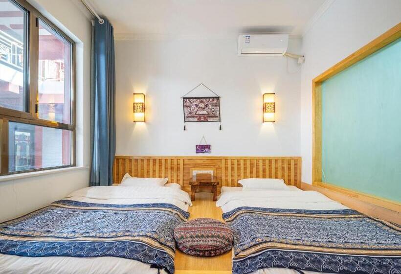 غرفة ديلوكس, Dunhuang Hu Yang Inn
