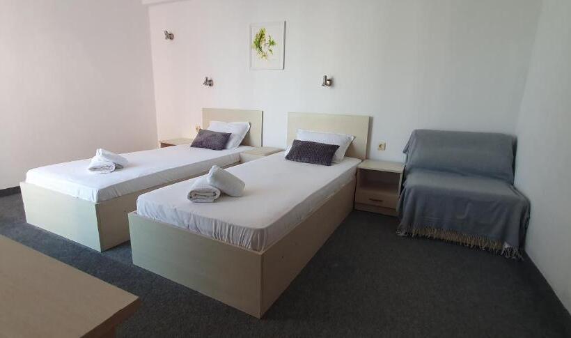 Номер Economy, Guest House Compass