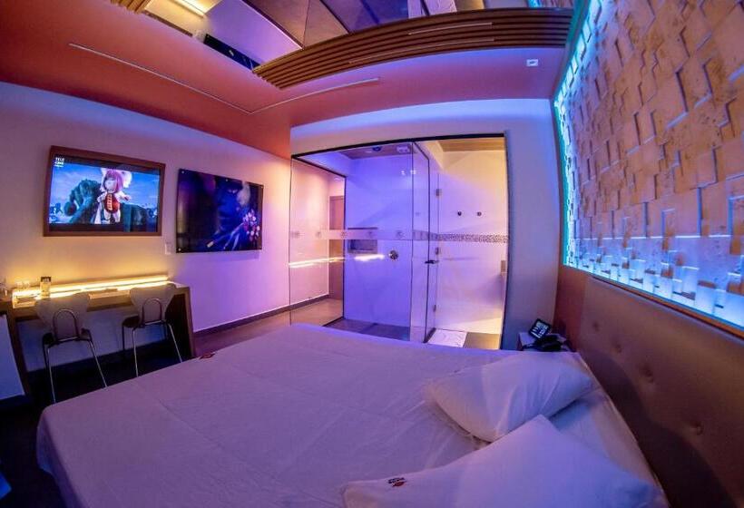 اتاق لوکس, Motel Belle