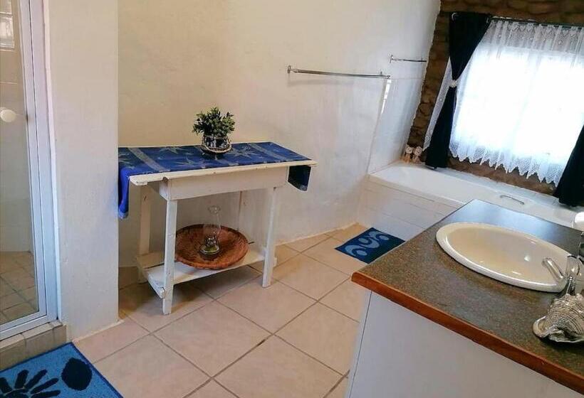 Бунгало Стандарт, Fairbairn Guest Farm