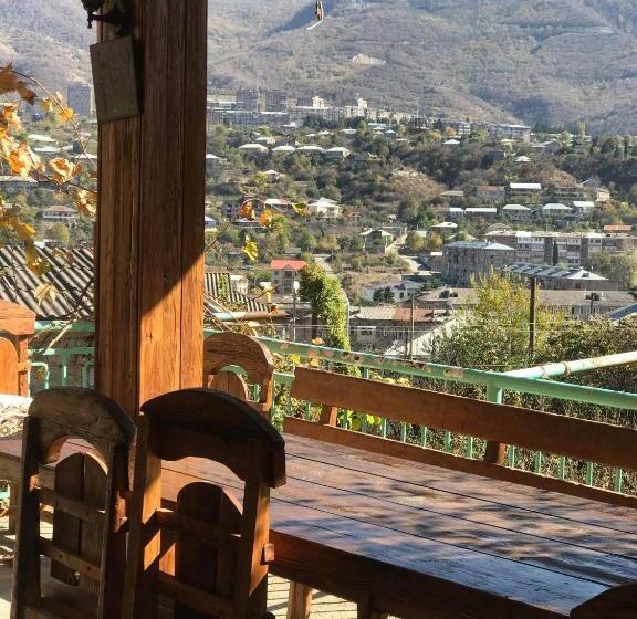 Четырехместный Номер Deluxe, Guest House Anahit Ijevan