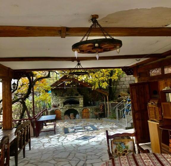 Дом 1 Спальня, Guest House Anahit Ijevan