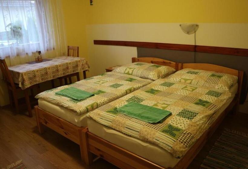 Апартаменты 1 Спальня, Gaál Vendégház