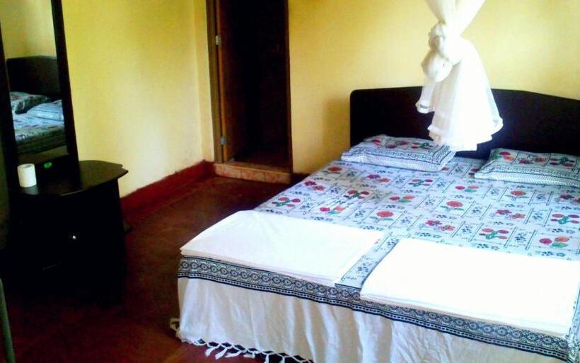Номер Стандарт Вид на Горы, Haniffas Holiday Inn