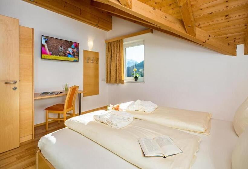 Апартаменты 2 Спальни, Aparthotel Alpendiamant Serfaus Wachter Gmbh