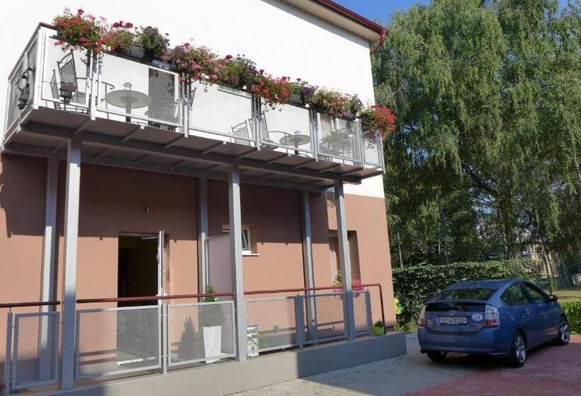 Номер Стандарт, Park   2 Izbové Apartmány Na Prenájom