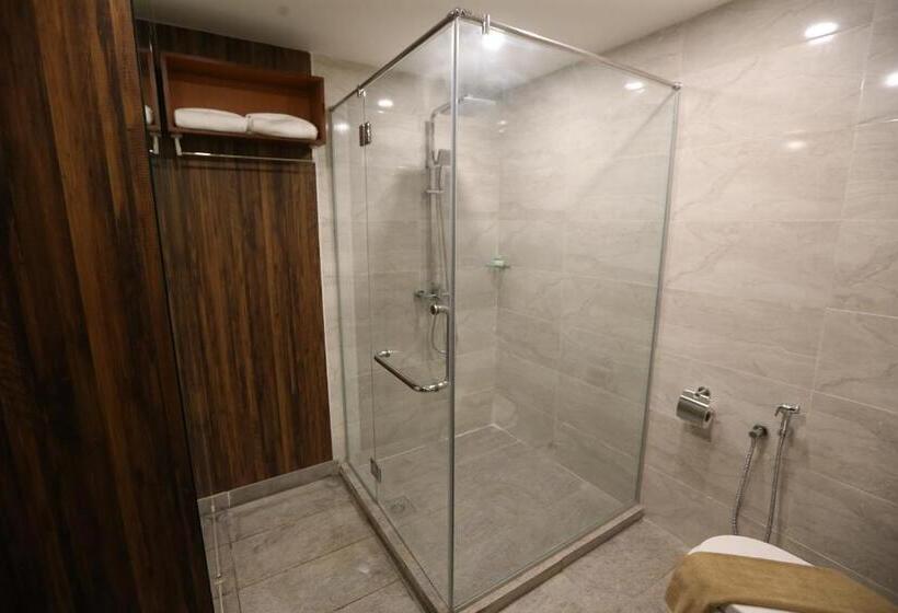 Семейный Номер Боковой Вид на Море, Amerald Resort Hotel Desaru
