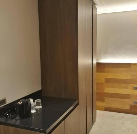 デラックススイート, Acacia Hotel Bacolod