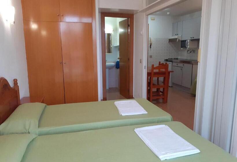 经济四人房间, Apartaments Mar Blau Calella